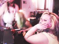Live webcam sex snapshot van candiicurvez