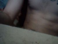Lekker webcam sexchatten met sexyboy19  uit rithem