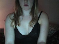 Lekker webcam sexchatten met sexychick24  uit Heerlen