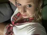 De heetste meiden online achter de webcam sexygeilkoppel?